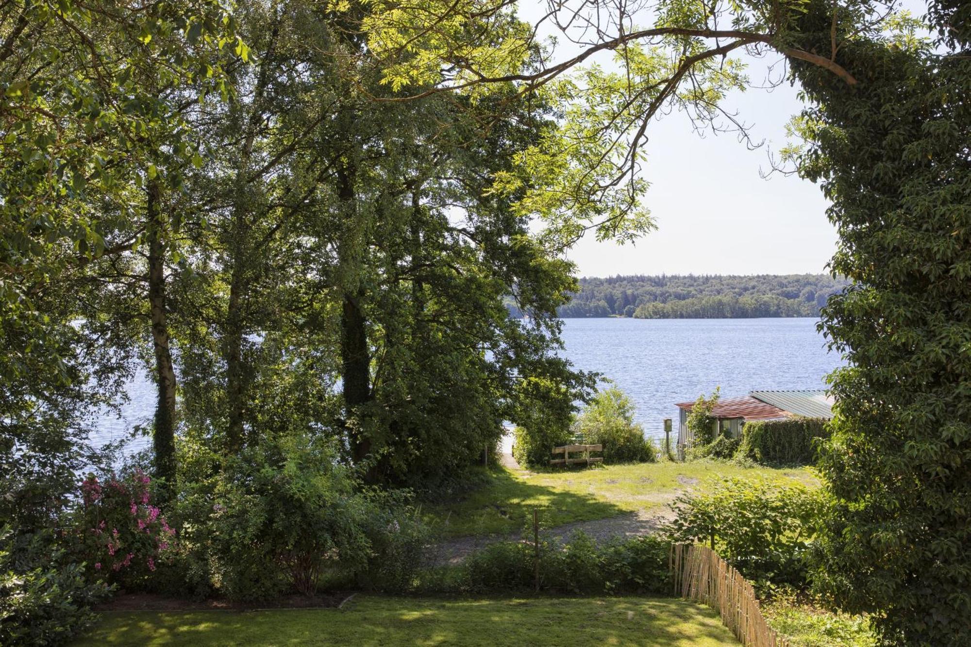 Paradies Fuer Die Kleine Familie Direkt Am See Stocksee Buitenkant foto